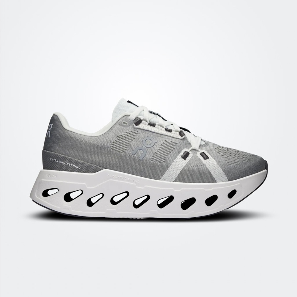 On Cloudeclipse
Alloy White